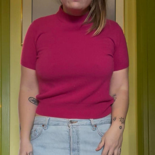 much neck short sleeve