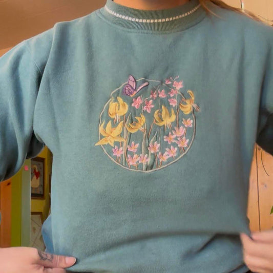vintage embroidered crew